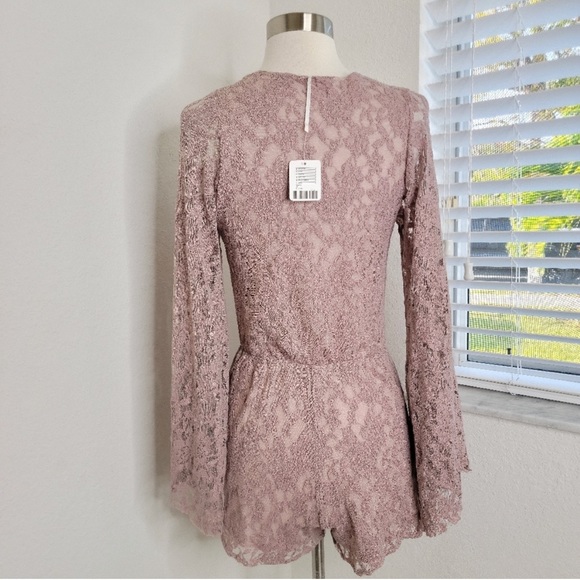 FREE PEOPLE Lace Romper In Mauve XS - Picture 8 of 11